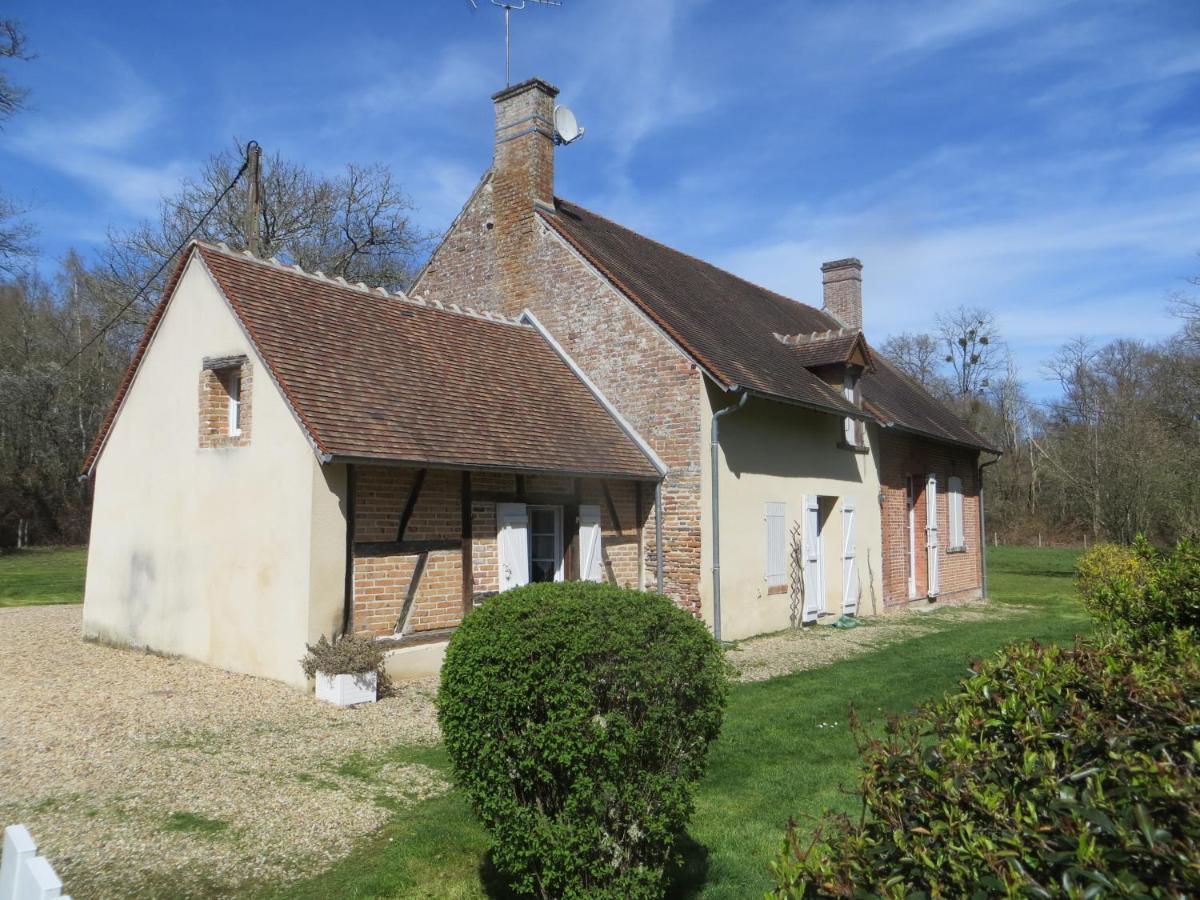 Villa La Ferme De Montboulan Salbris Esterno foto