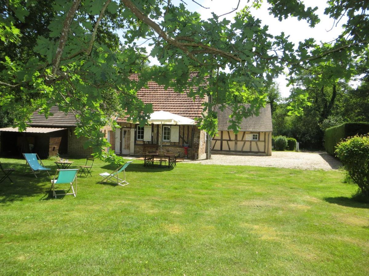 Villa La Ferme De Montboulan Salbris Esterno foto