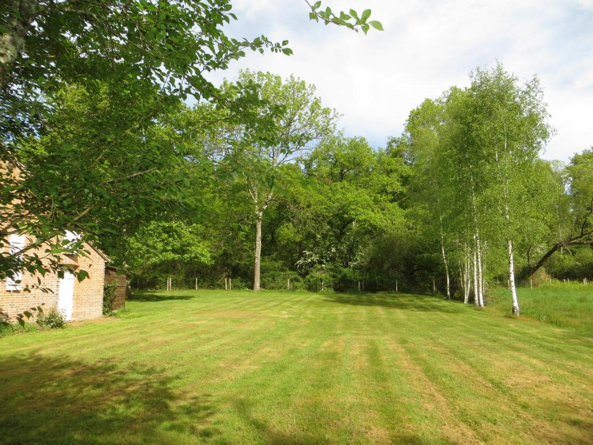 Villa La Ferme De Montboulan Salbris Esterno foto